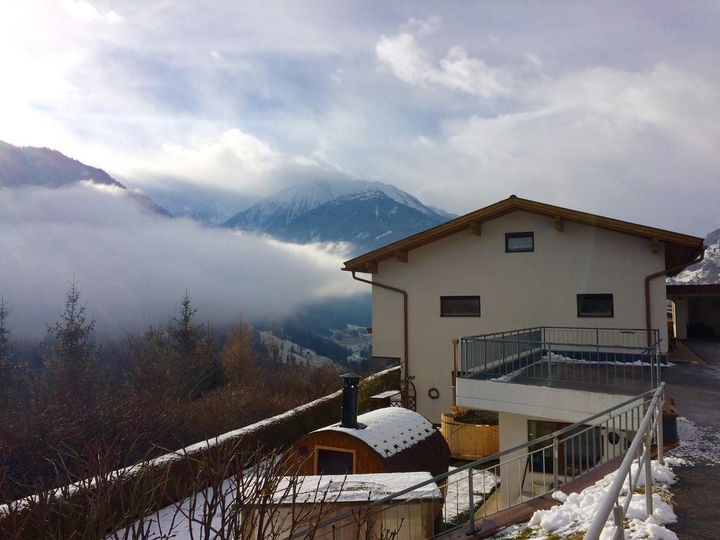 Haus Alpenhahn Apartamento Wenns Exterior foto